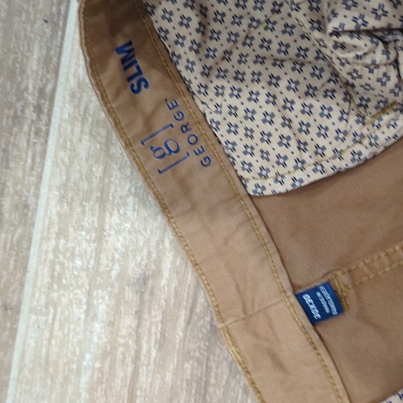 Chinos - Picture 2 of 2